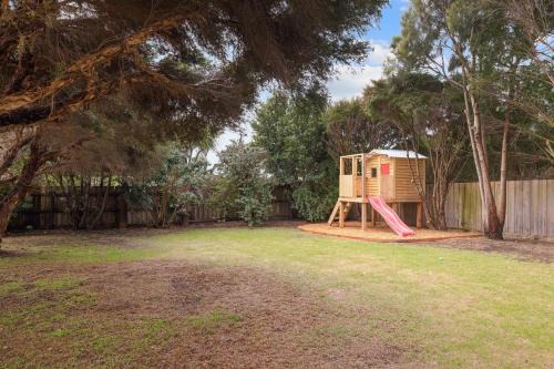 Cape Woolamai House | Unforgettable Lazy Daze at SummerHaze - Pet Friendly Retreat