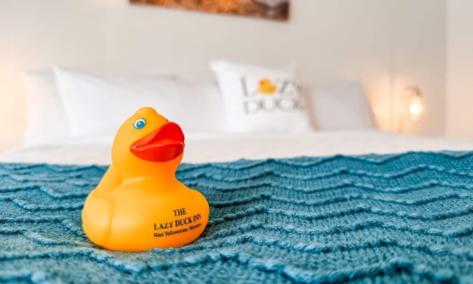West Yellowstone Hotel | Spacious Newly Remodeled Room at Lazy Duck Inn #27