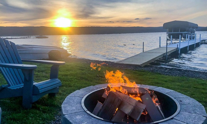 Hammondsport Cabin | Lazy Loon Cottage: Guest Rated 10/10 with Lake Views