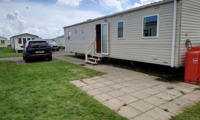 Camber RV Rental | Family-Friendly Retreat at Parkdean Resorts, Camber Sands