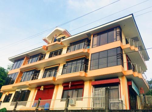 Romblon Island Hotel | Wheelchair Accessible LCF - BB Hotel for Family Getaways