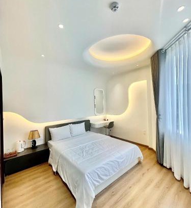 Huong Thuy House | LD Homestay & Apartment