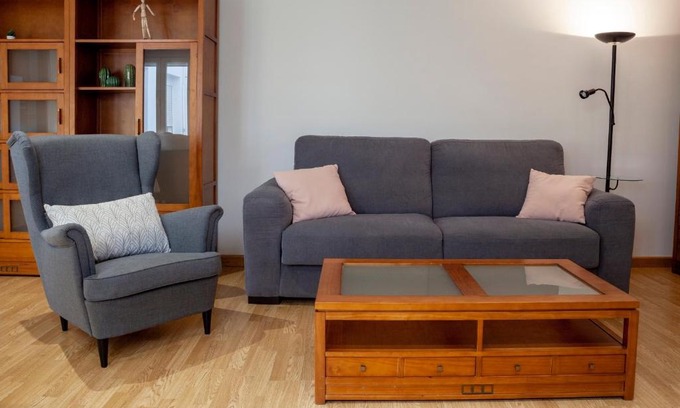 Leon Apartment | Experience León Confort Centro: 4-Star Family-Friendly Stay