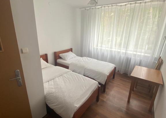 Sekocin Stary Bed & Breakfast | Cozy Leśna Polana: Family-Friendly Retreat Awaits You
