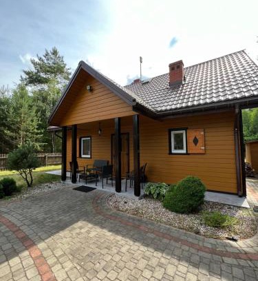 Płaska House | Discover Leśne Zacisze: 4-Star Retreat with Hot Tub