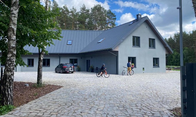 Puck House | Experience Leśniewo Czarna Góra: Family & Pet Friendly Stay