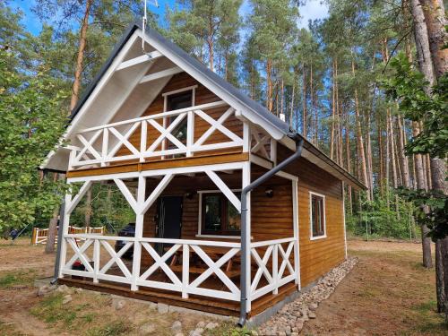 Koscierzyna House | Leśny Domek Rotembark: Pet-Friendly Retreat with Ocean Views