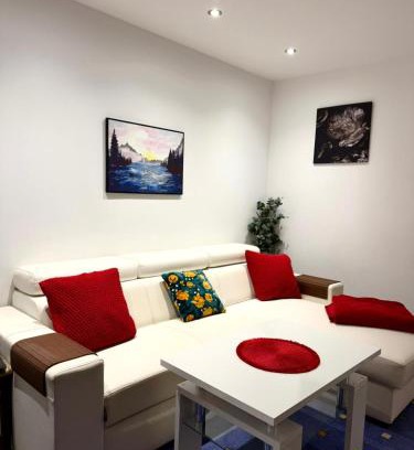 Rumia Apartment | Explore Leśny Zakątek: Family-Friendly Retreat with High Ratings