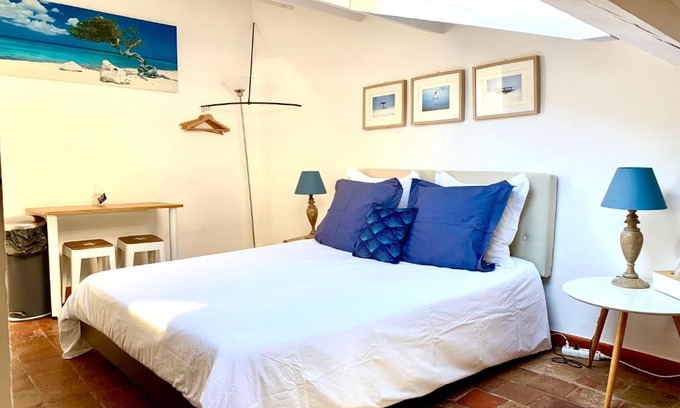 Moustiers-Sainte-Marie Apartment | Cozy Retreat at Le 1835, Studio Bleu-Coton - Rated 9.1/10