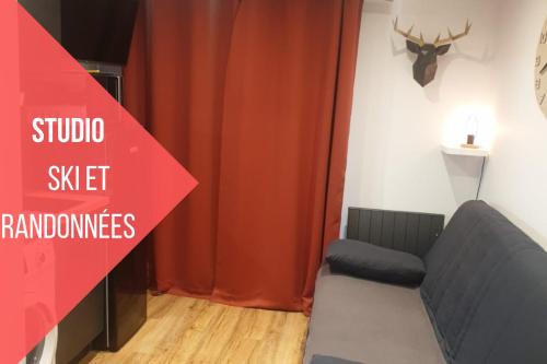 Bernex Apartment | Enjoy Skiing & Hiking at Le 211 - Guest Rated 9.7/10