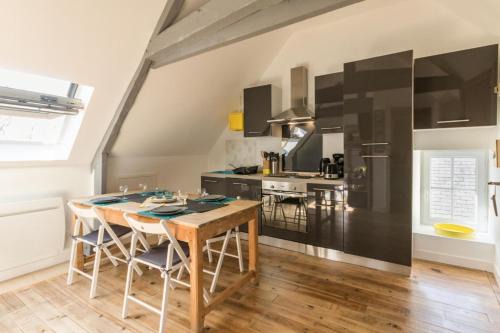 Isigny-sur-Mer House | Family-Friendly Retreat at Le 45 - Book Your Stay Today!