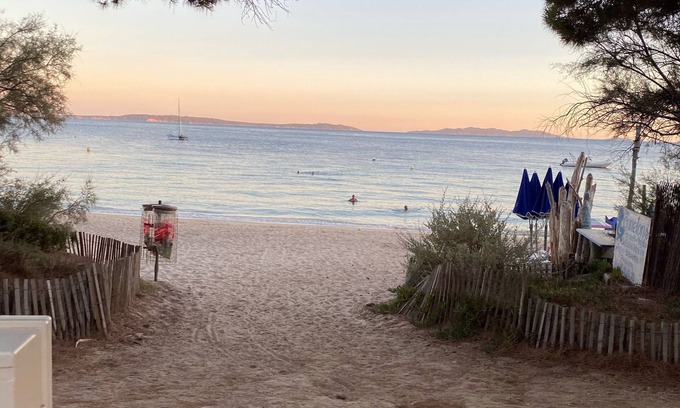Cavaliere Beach Apartment | Relax at Le 5: Studio with Private Beach Access