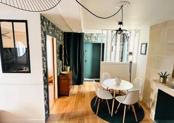 Vaugueux Apartment | Discover Le 7: Pet Friendly Oasis with a 9.1 Rating!