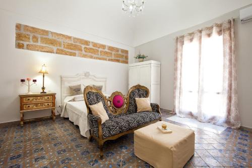 Cinisi Apartment | Eco-Friendly Retreat at Le Alcove with Hot Tub & Breakfast