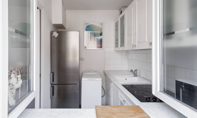 Gambetta Apartment | Relax at Le Balcon Grosso - Welkeys with Ocean Views