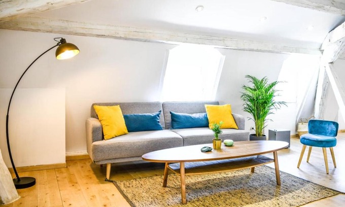 Prefecture Apartment | Comfortable Le Bel Air Loft in the Heart of Marseille