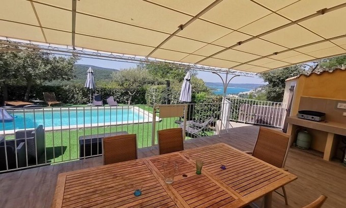 Bauduen House | Relax at Le Belvedère: Family-Friendly Cottage with Pool