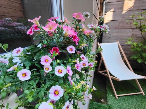 Malo-les-Bains Apartment | Trendy Le Bienvenu - T2 with Terrace in Malo's Heart