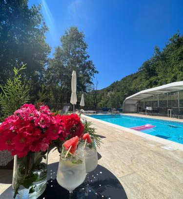 Villa Minozzo Bed & Breakfast | Pet-Friendly Le Boccede Country House B&B with Ocean View