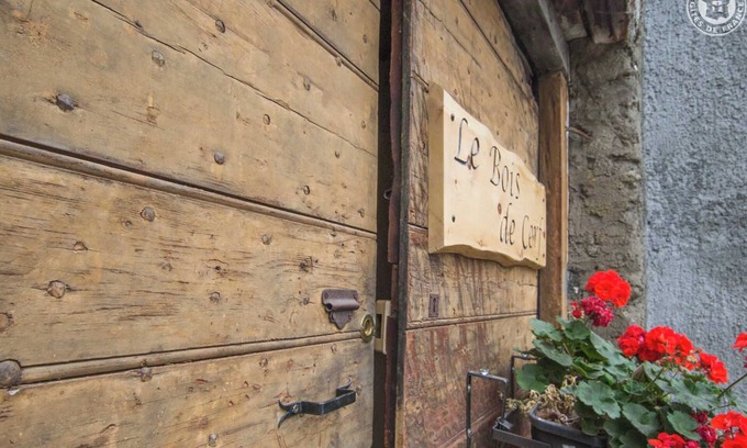 Bessans House | Pet-Friendly Le Bois de Cerf: Ideal for Family Getaways