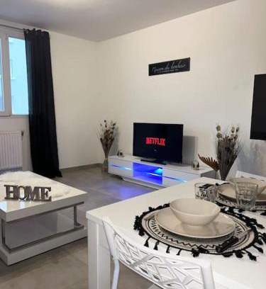 Seyssinet-Pariset Apartment | Family-Friendly Stay at Le Bonheur, Near Grenoble Tram