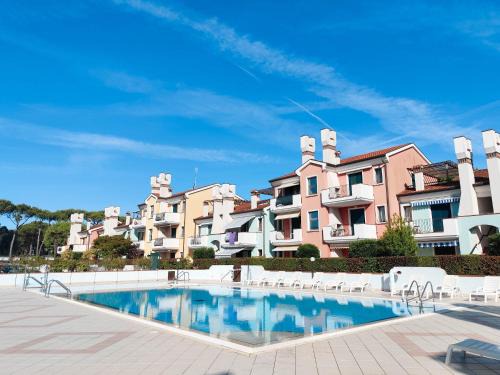 Mazzorno Sinistro Apartment | Family-Friendly Getaway at Le Briccole with Pool Access