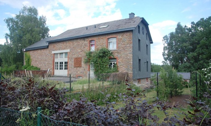 Gouvy Bed & Breakfast | Discover Le Buisson B&B: Family-Friendly with Pool & Hot Tub