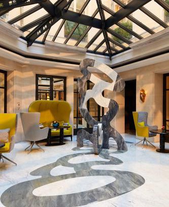 Quartier de la Place-Vendome Hotel | Elegant Le Burgundy Paris: 5-Star Stay with Spa & Ocean Views