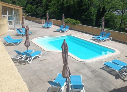 Avene Bed & Breakfast | Discover Avene Le Caldarium: Family-Friendly Pools Await