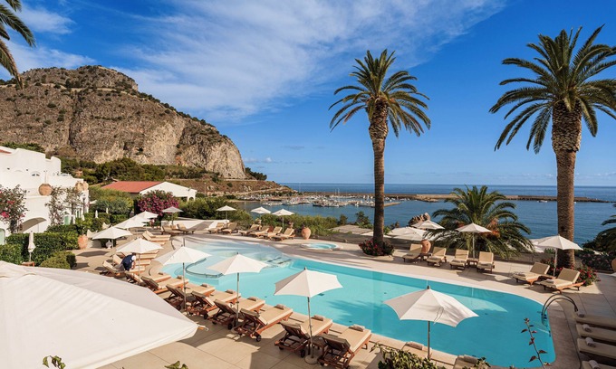 Cefalu Hotel | Discover Le Calette N°5: 5-Star Hotel with Ocean Views