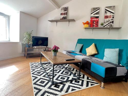 Les 3 Cites Apartment | Le Calliope T3 with parking near city center
