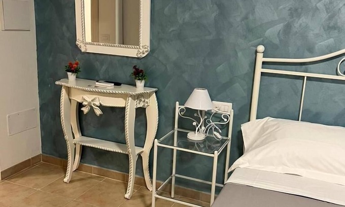 Villalba Bed & Breakfast | Relax at Le Camere di Bea: Spa, Breakfast & Family-Friendly