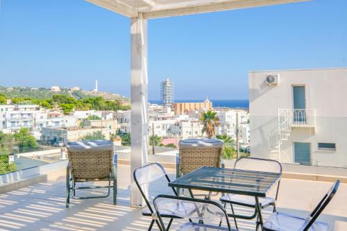 Santa Maria di Leuca Apartment | Top-Rated Le Cammire Apartment in Leuca with Hot Tub
