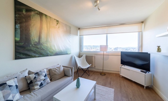 Agen Apartment | Le Carnot - Steps from Agen's Heart with Family-Friendly Perks