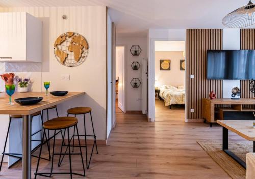 Faubourg North Apartment | Discover Le Carrousel: 4-Star Stay with Private Parking