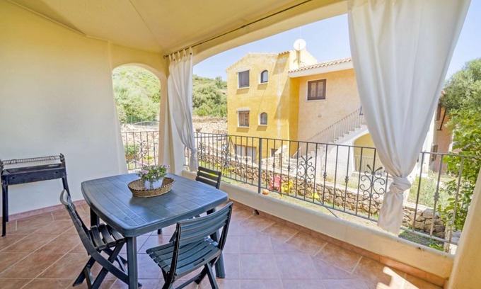 Maiorca Apartment | Exceptional Le Case di Maiorca: Family-Friendly with Ocean View