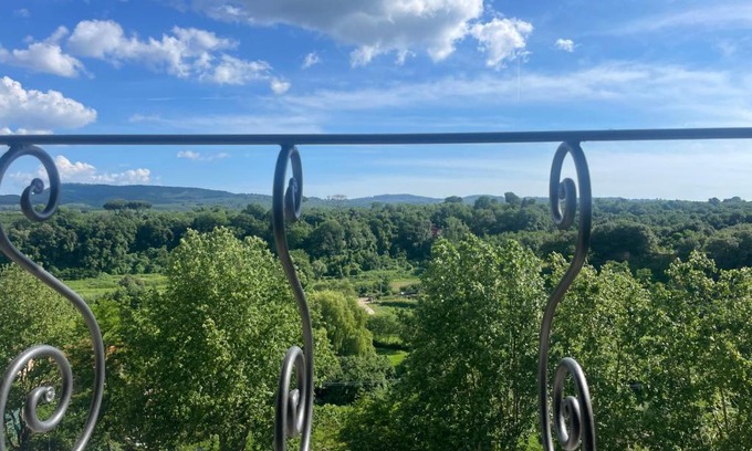 Sutri Apartment | Cozy Le Casette Sugli Archi: Rated 9.3 with Breakfast Included