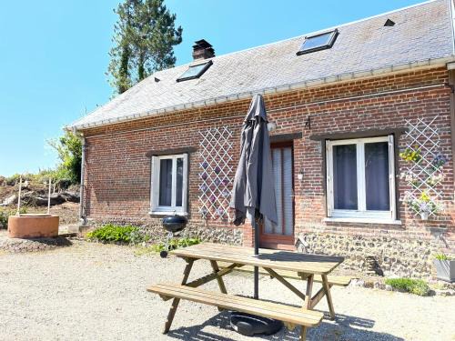Bretteville-du-Grand Caux House | Discover Family-Friendly Comfort at Le Caux'gîte