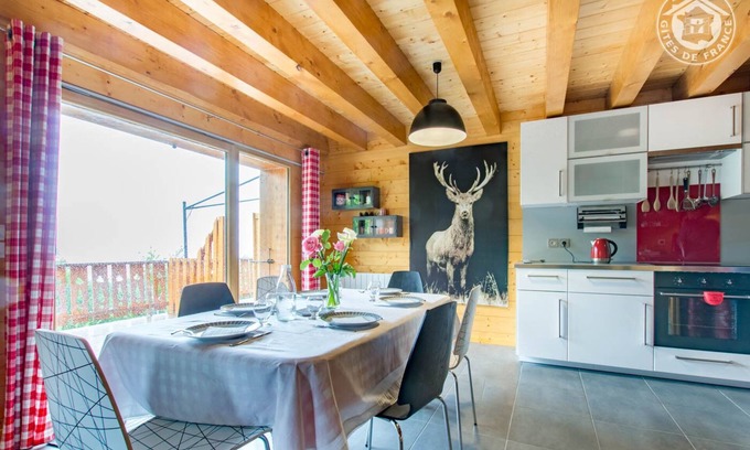 Notre-Dame-du-Pre House | Family-Friendly Retreat at LE Cerf - Notre-Dame-du-Pré