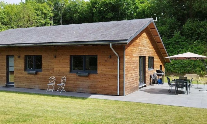 Stavelot House | Family-Friendly Getaway at Le châlet Thomas - Rated 9.2/10