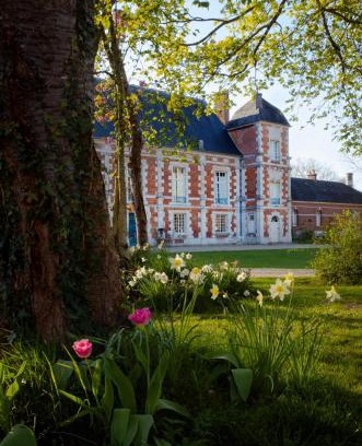 Radepont Bed & Breakfast | Enchanting Le Château de Bonnemare - Guest Rated 9.5/10