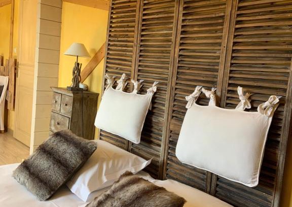 Saint-Etienne-les-Remiremont Hotel | Cozy Le Chalet d'Etienne: Family-Friendly Retreat Awaits