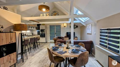 Selongey House | Oceanfront Family Retreat at Le Chalet de la Combe Sainte-Anne