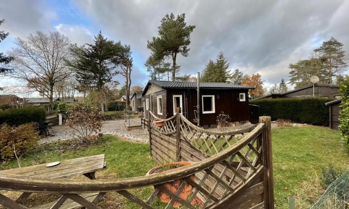 Chanly Ski Chalet | Cozy Le Chalet de Virginie: Pet and Child Friendly Retreat