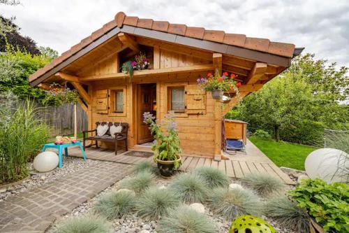 Neuvecelle House | Discover Le Chalet des 3 Ours: Guest Rated 9.8 with Hot Tub