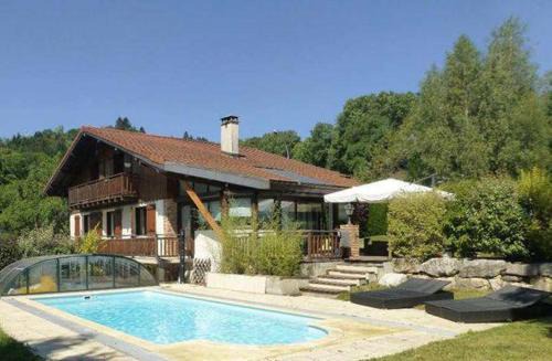 Filliere Bed & Breakfast | Discover Le Chalet des Pesettes: Oceanfront Bliss Awaits