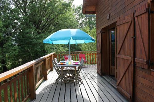 Brianconnet Ski Chalet | Pet-Friendly Haven at Le Chalet du Berger - Rated 9.5/10