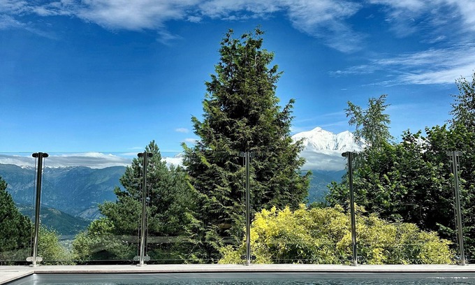 Cordon Hotel | Unforgettable Stays at Le Chalet Hotel Cordon - 10/10 Rated