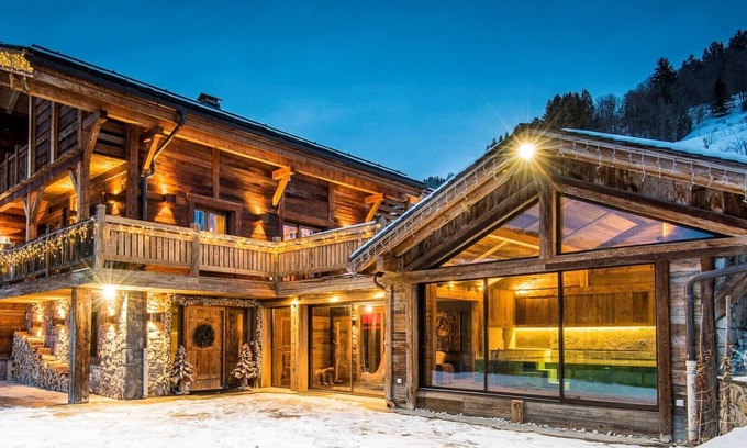Le Grand-Bornand Ski Chalet | Indulge in Relaxation at Le Chalet Spa des Envers d'en Haut