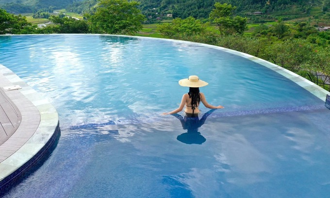 Van Chan Resort | Discover Le Champ Tu Le Resort: Hot Springs & Spa Retreat